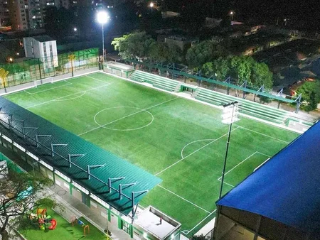Campo de Fútbol en Girón, Santander